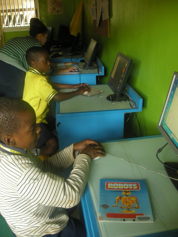 Kids learning in computer lab