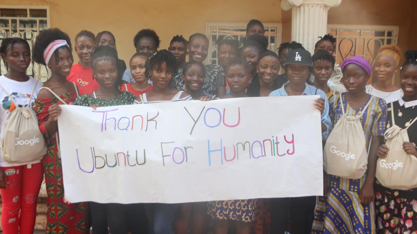 Girls Thank Ubuntu for Humanity for Sponsoring a Mentoring Session